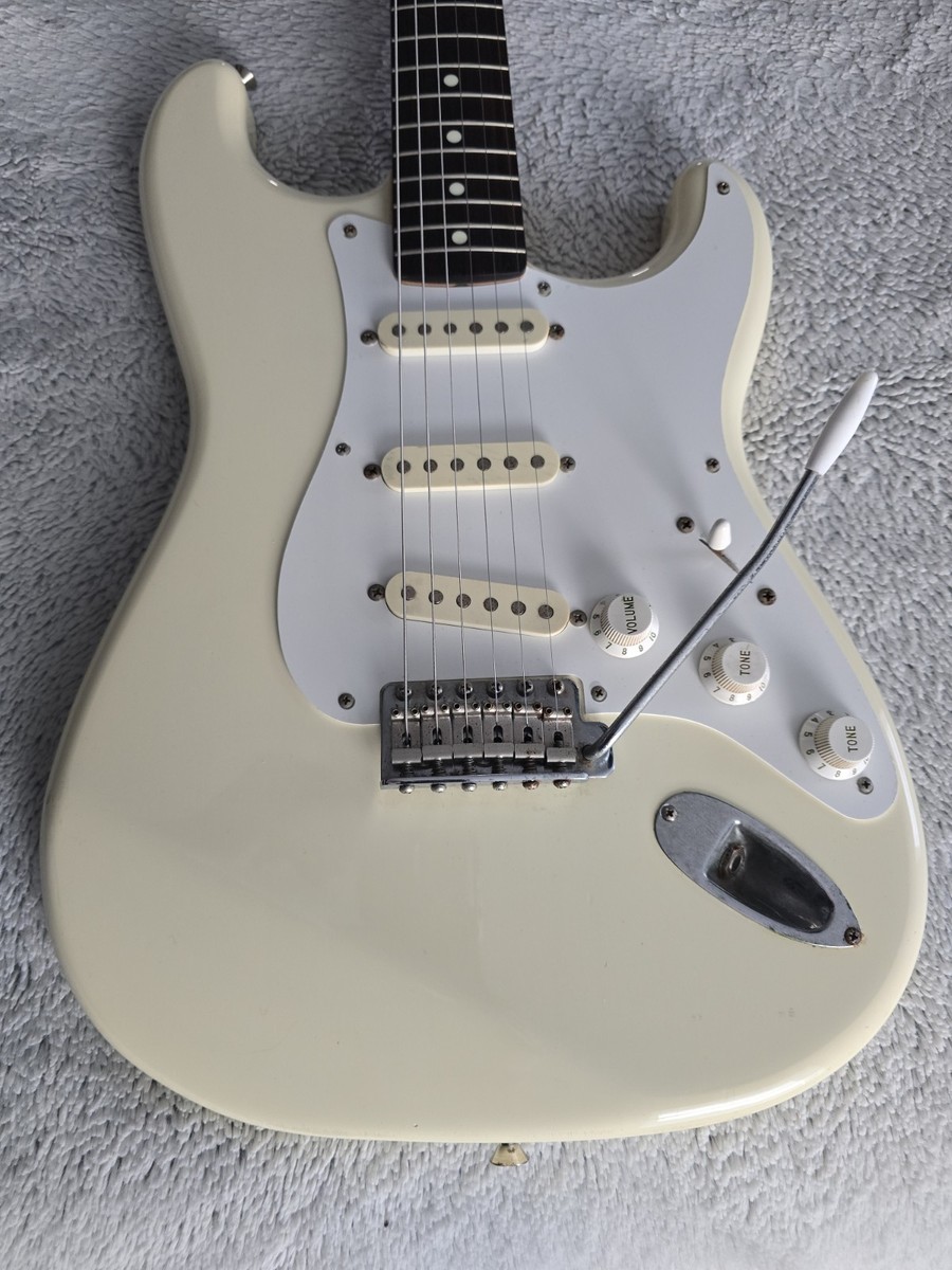 Vintage 1989 Made In Japan Fender Stratocaster (White) | eBay
