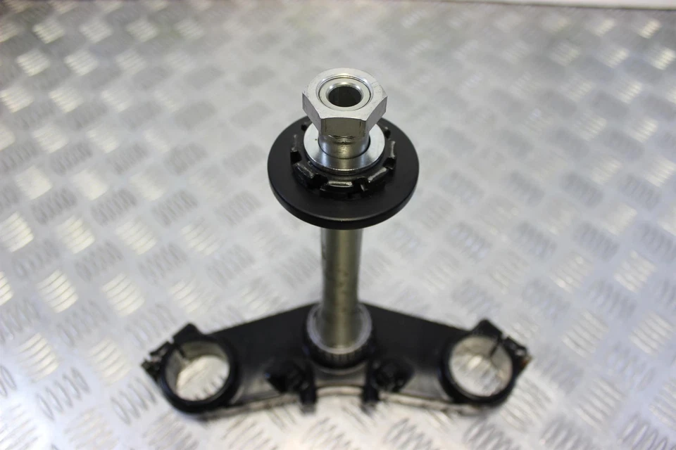 Fondo de yugo Kawasaki ZX6R 2000 2001 J1 J2 ZX 6 R ZX-6R Ninja B167 Foto 3 de 4