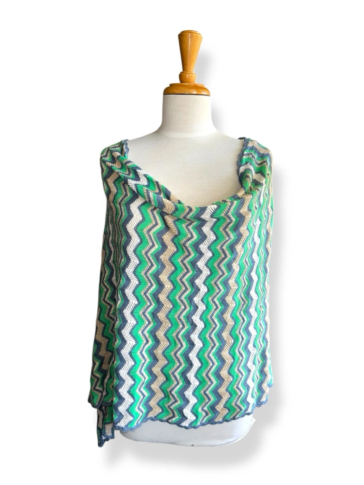 New $237 MINNIE ROSE Chevron Scalloped Trim Pullover Poncho Sweater Multi sz OS