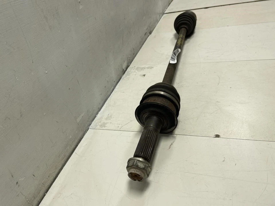 Subaru Outback 2011 eje trasero izquierdo lado del conductor eje OEM Foto 3 de 4