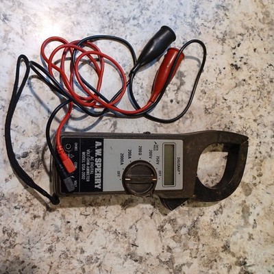 A.W. SPERRY AC DIGITAL VOLT- OHM-AMMETER MODEL DSA - 2002 DIGISNAP