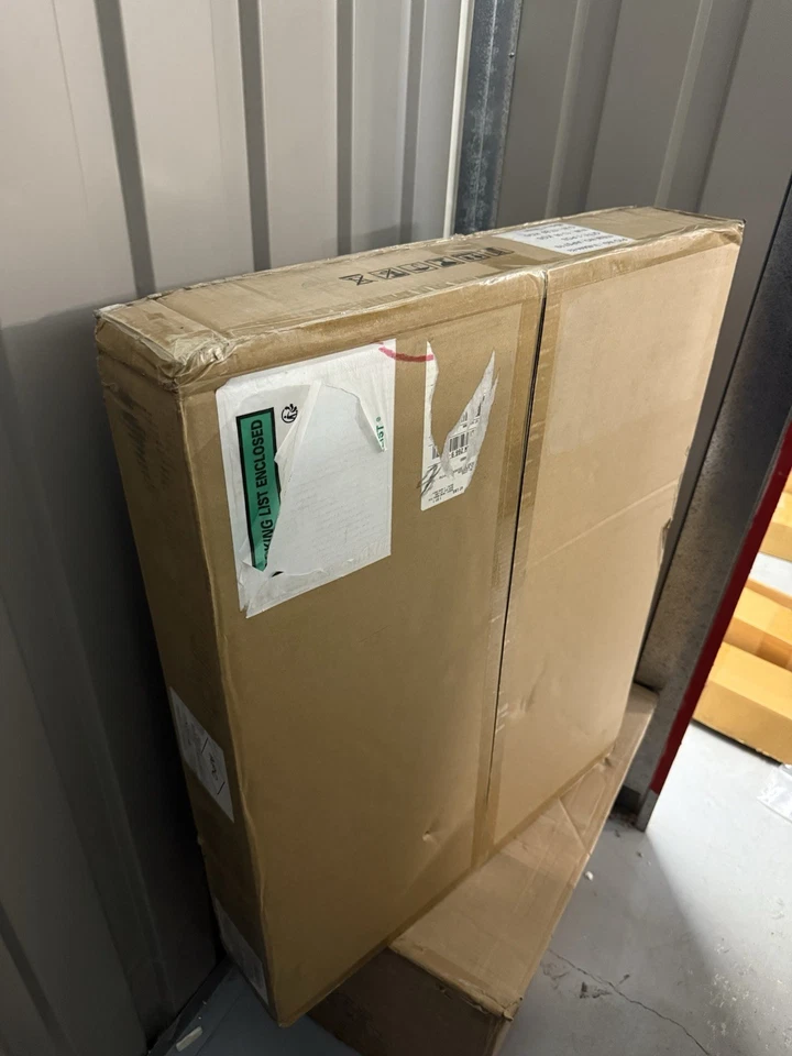 APC 19" Rack LCD Console AP5719 Foto 3 de 3