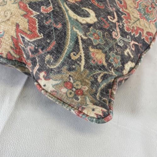 Covington Bohemian Karma Color 150 Mardi Gras- 1 Pillow-A - Picture 5 of 12