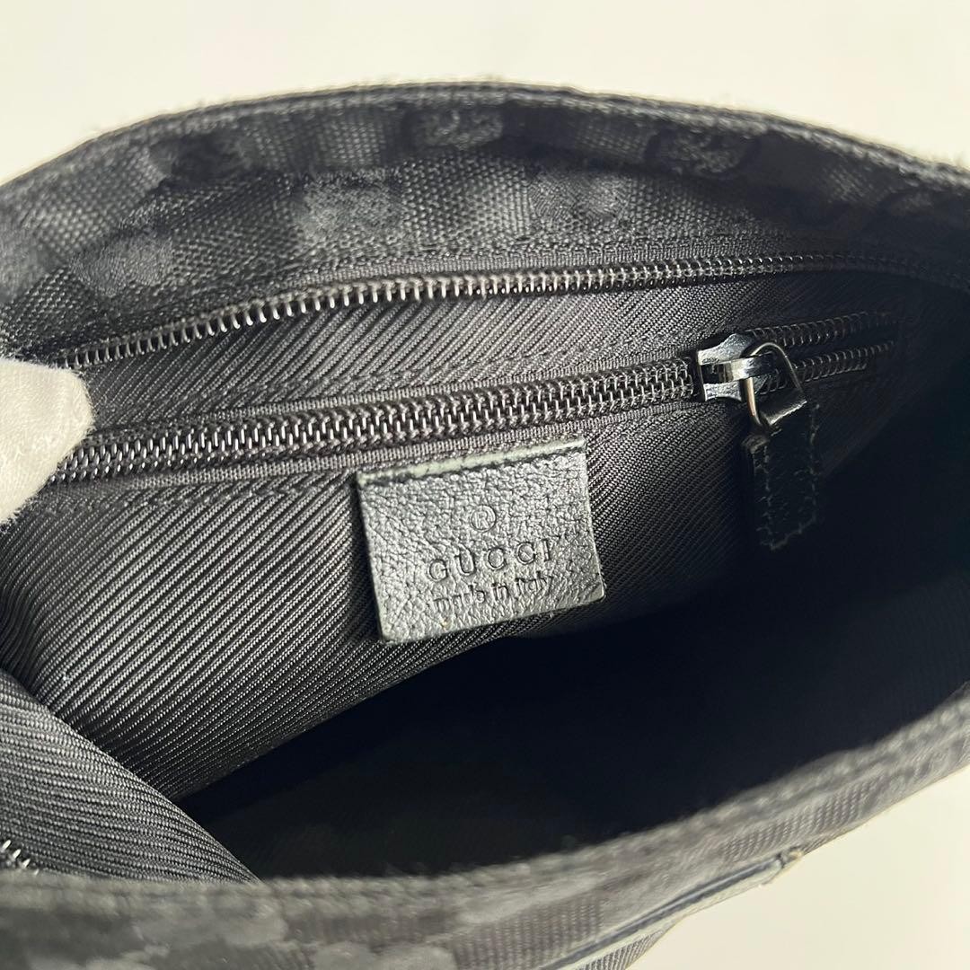 Authentic GUCCI GG Pattern Canvas One Shoulder Bag - image 9