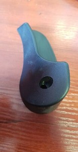 BMW X3 SERIE E83 Motorhaube Haubenöffnung Hebel Halterung 3400501 8223164