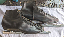 1920s AG Spalding Bros Blue Streak Ice Hockey Speed Skates size 12 sharpener