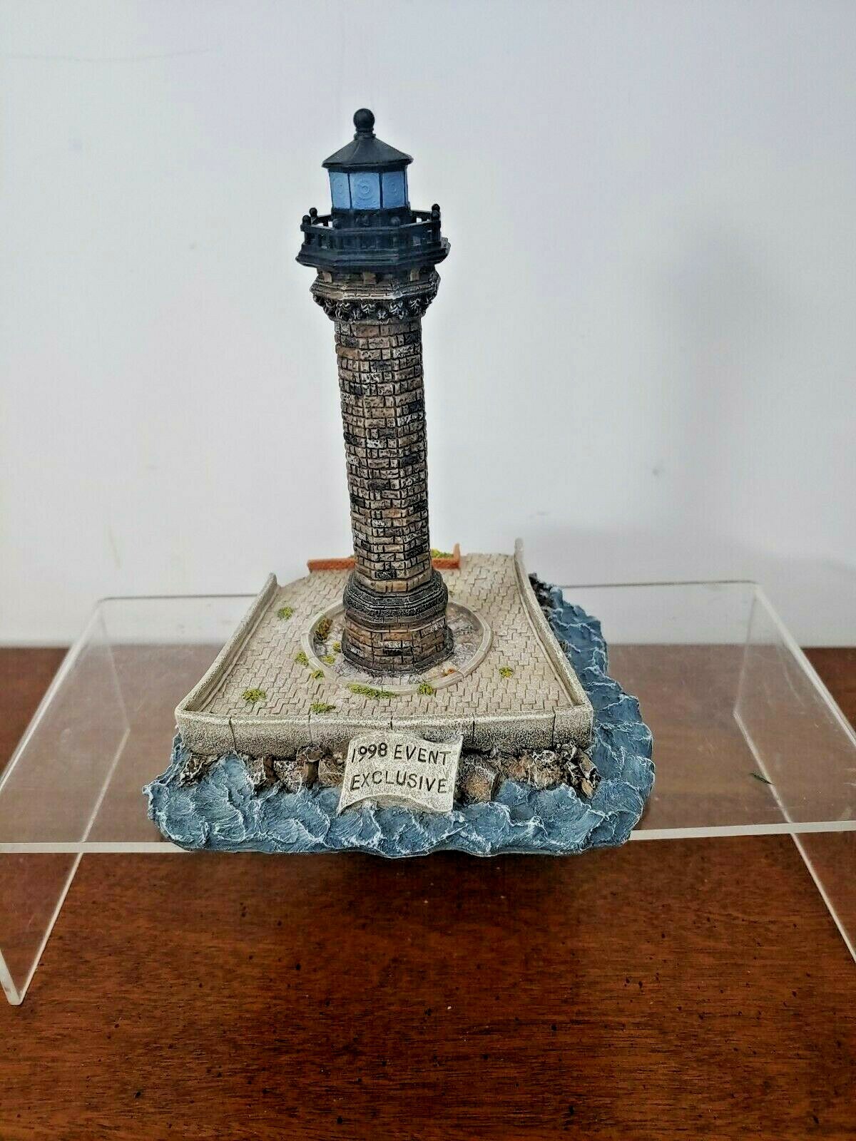 ROOSEVELT ISLAND SIGNED B. YOUNGER  HARBOUR LIGHTS W/BOX, COA -BEAUTIFUL SPECIAL