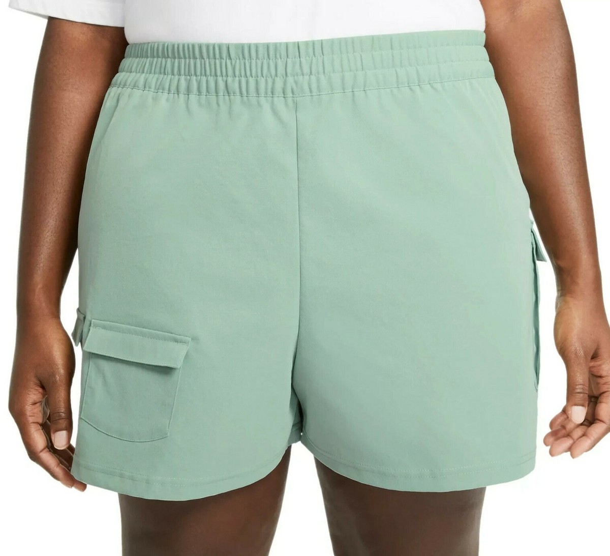 NWT $50 Nike Sportswear Women's Plus Size Steam Swoosh Shorts #DH3026-006