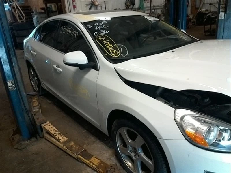 Cuarto de luz trasera para pasajero montado en panel VIN Y se adapta a Volvo S60 10207 14-18 Foto 4 de 4