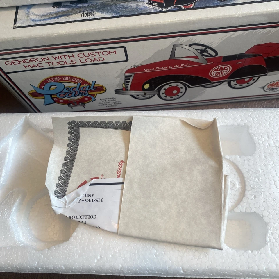 Mac Tools Pedal Car 1940 Gendron Custom Load Red 1:6 Scale by Crown Premium - Image 4 of 4