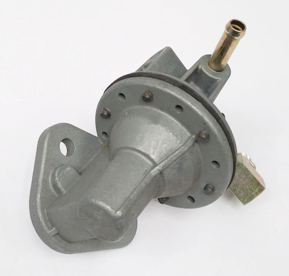 Bomba de combustible mecánica Carter M60098 para Toyota Land Cruiser 4,2 L 1975-1977 Foto 3 de 4