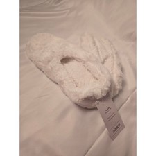 Auden Faux Fur Cozy Slippers - White Size M/L 8-10 