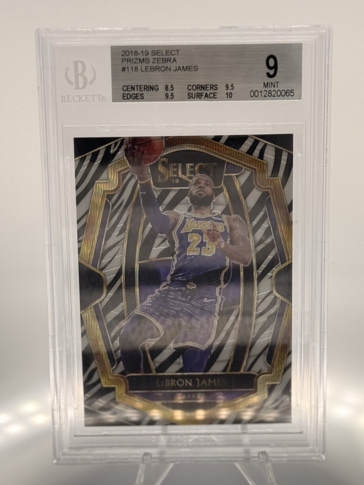 2018-19 Panini Select - Premier LeBron James #118 SSP Zebra Prizm BGS 9+ Lakers