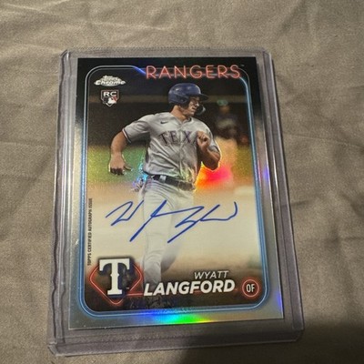 2024 Topps Chrome - Rookie Autographs Wyatt Langford #RA-WL Refractor /499 (AU,