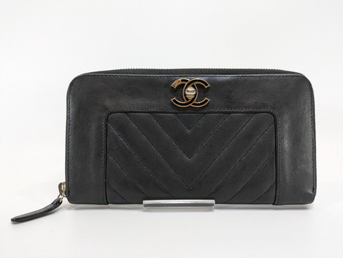 BOY CHANEL wallet Black zip lambskin V-stitch wallet Purse Authentic