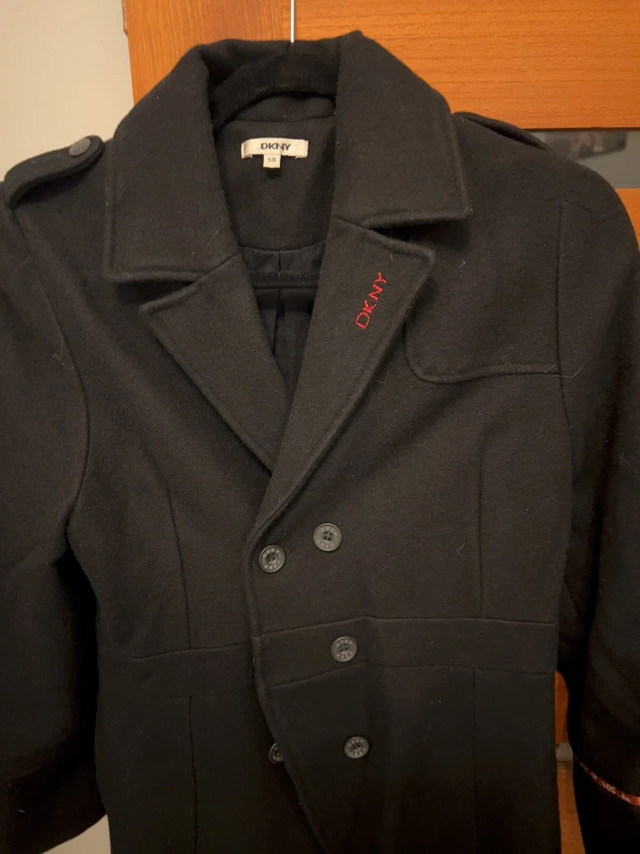 Abrigo largo para niños DKNY talla 14 (G60014) Foto 3 de 4