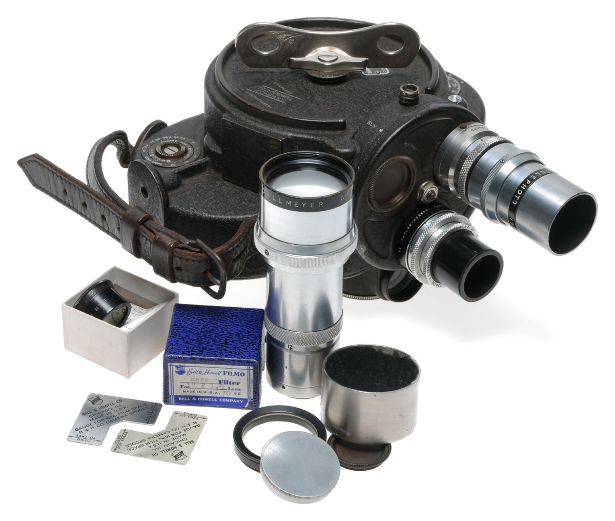 Bell Howell Filmo 70-DA 16mm Cine Camera Dallmeyer 6 in F4.5 Bell Howell Filmo 70-DA 16mm Cine Camera Dallmeyer 6 in F4.5