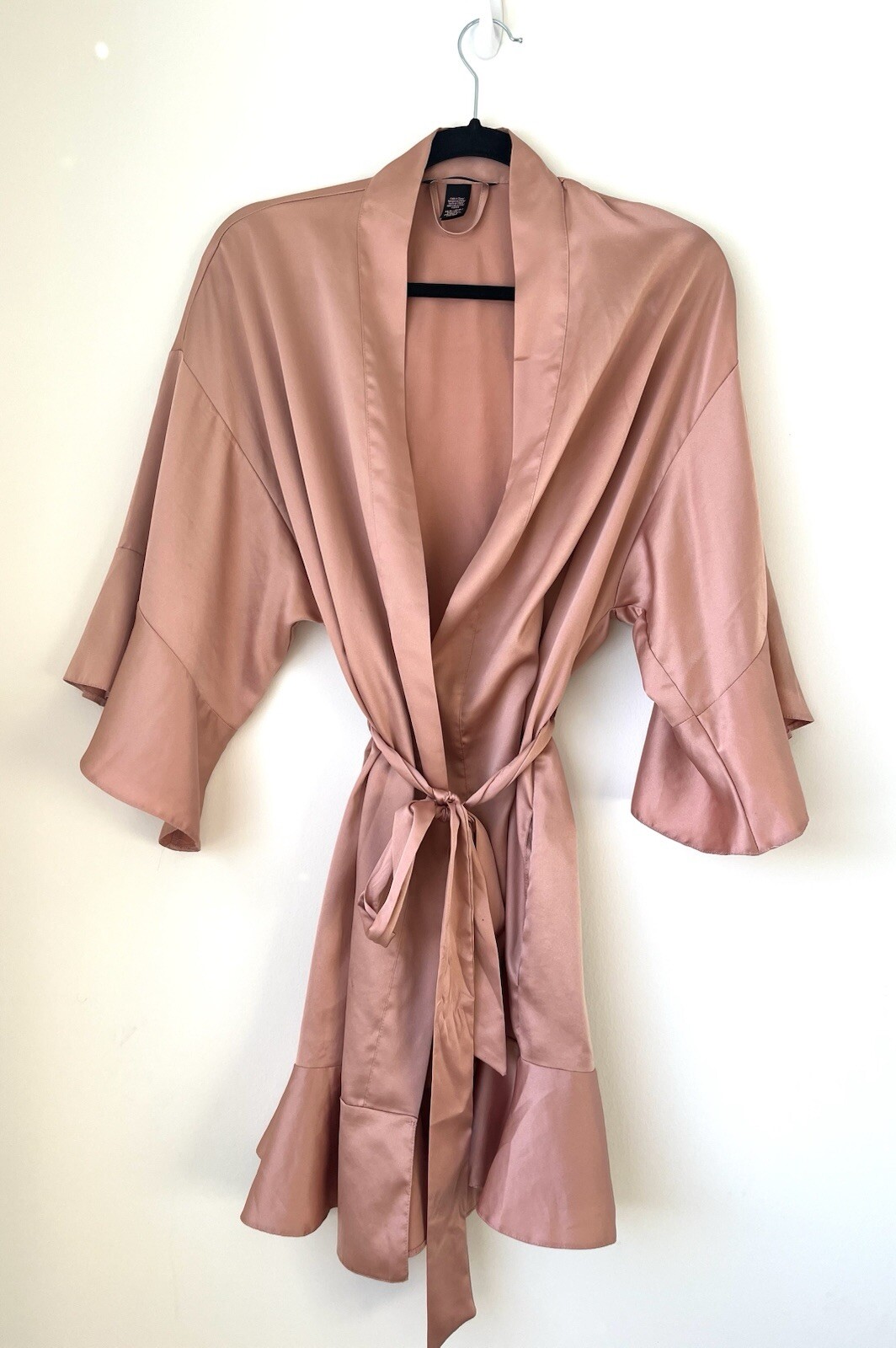 Victoria's Secret Satin Flounce Robe Pink Size-XS