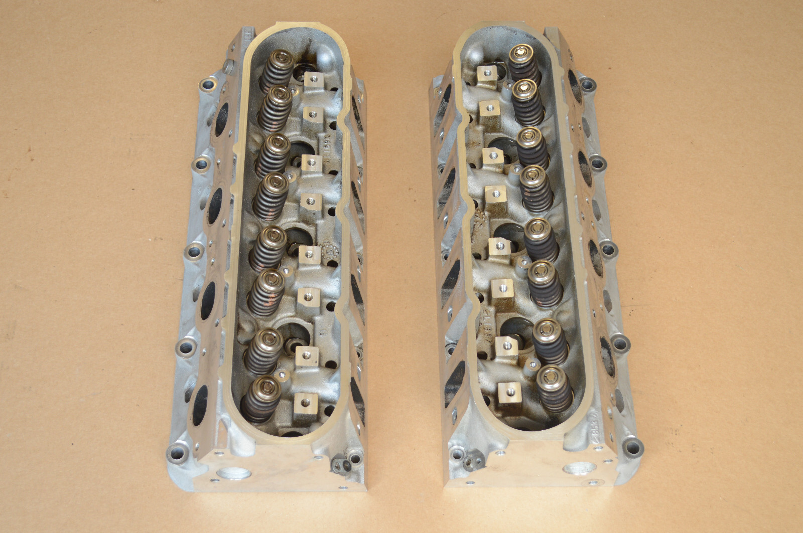 9900 C5 Corvette LS1 Aluminum Cylinder Heads 853 Castings 70622 eBay