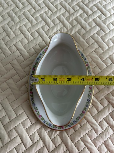 Wm. GUERIN & Co LIMOGES, GRAVY BOAT with Attached Saucer, France. - Picture 12 of 12