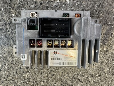 2017-2020 CHRYSLER PACIFICA VP3 NA MULTIMEDIA RADIO RECEIVER MODULE 68232028AK