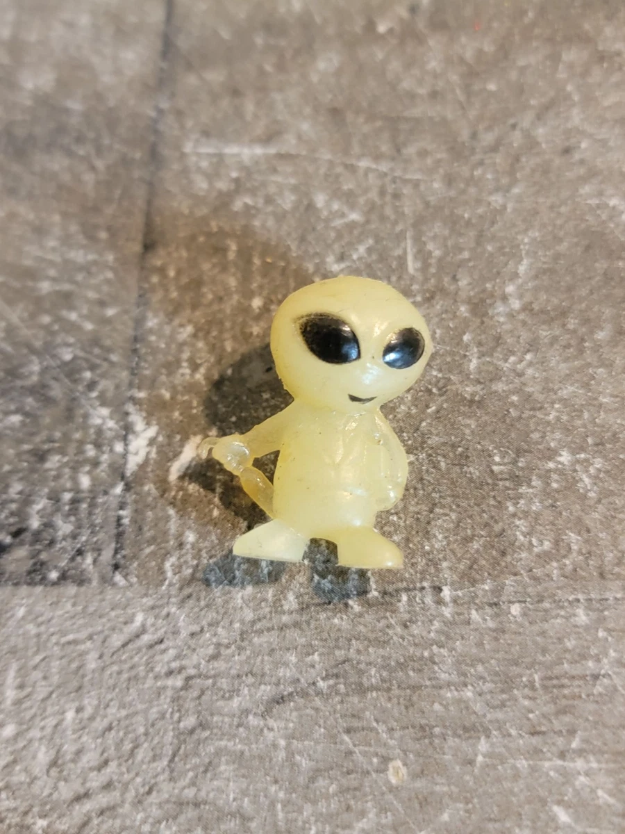 Mini alien figures deals