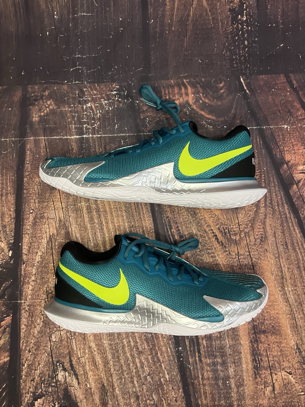 Nike Zoom Vapor Cage 4 Rafa Green Silver Tennis Shoes Men’s Size 11.5 DD1579-310