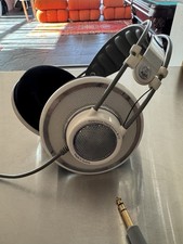 AKG Pro Audio K701 Over-Ear Studio Headphones Flat-Wire, Open-Back, Reference