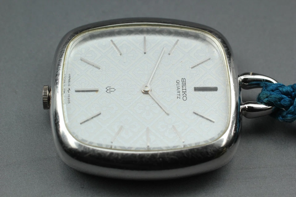 Vtg 1978 Exc+5 Seiko Pocket Watch Quartz 16-5970 Palladium Square Womens JAPAN - Image 4 of 4