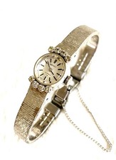 Seiko Antique Hand-Wound Ladies Watch Beautiful Condition 15mm Case