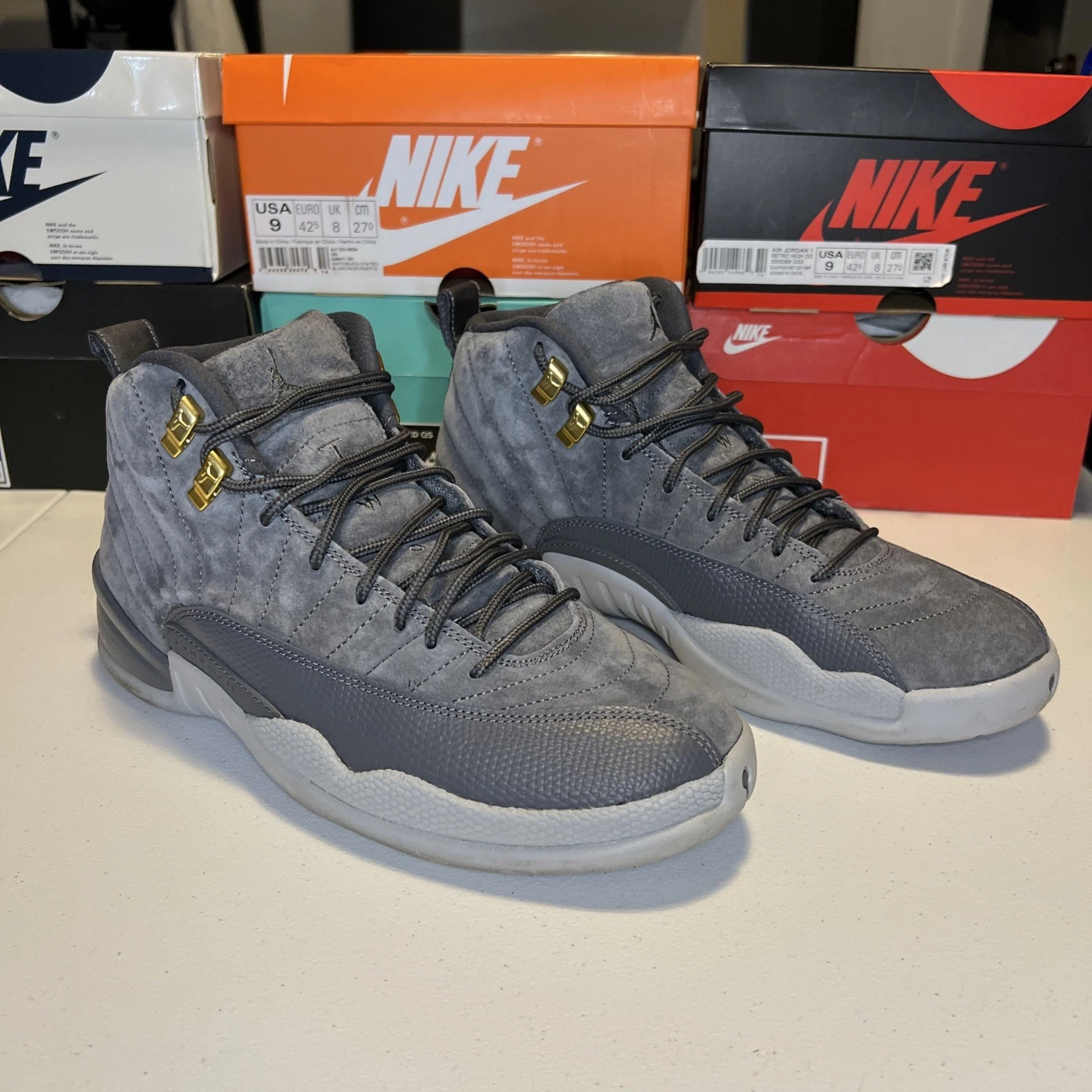 Jordan 12 grigio scuro grigio lupo taglia 9. Senza scatola