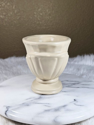 Vintage Haeger Fan Tulip Art Deco Vase Off White USA Pottery 5.5” Tall - Picture 2 of 11