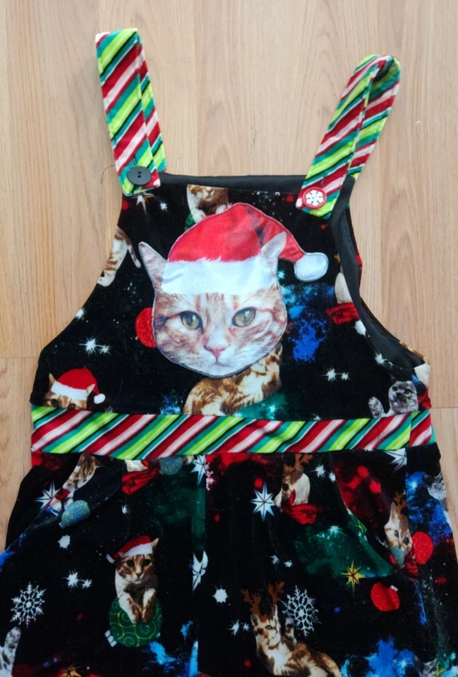 Mujeres L No Boundaries Navidad Gato Feo Suéter Mono Bolsillos Vacaciones Foto 2 de 4