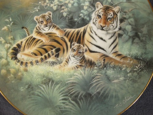 The Siberian Tiger Collector Plate Chinas Natural Treasures Tan Chun Chiu Cats - Picture 3 of 4