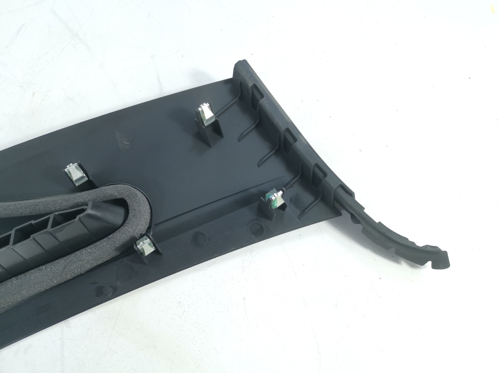 17-20 MASERATI Levante Dashboard Dash Vent Defroster Upper Trim Cover 670043361