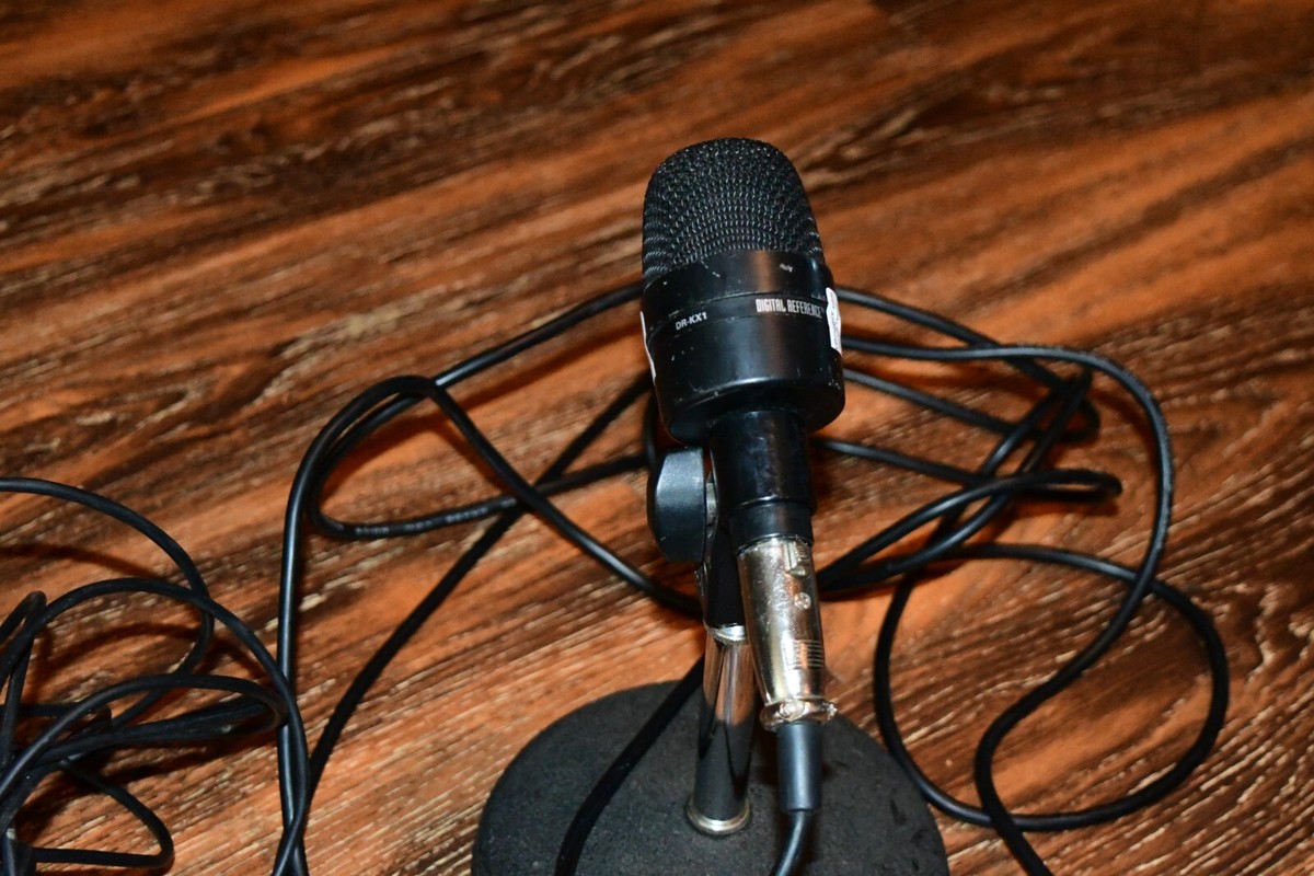 Digital Reference DR-KX1 Kick Drum Mic WITH STAND AND EXTRA CORDS