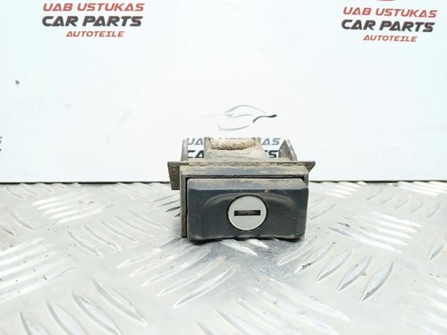 Volkswagen Golf II 1989 Äußeres Schloss der Heckklappe UST106597