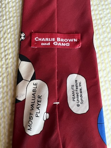 Corbata de cacahuetes de colección Charlie Brown y pandilla jugador más valioso excelente - Imagen 4 de 6