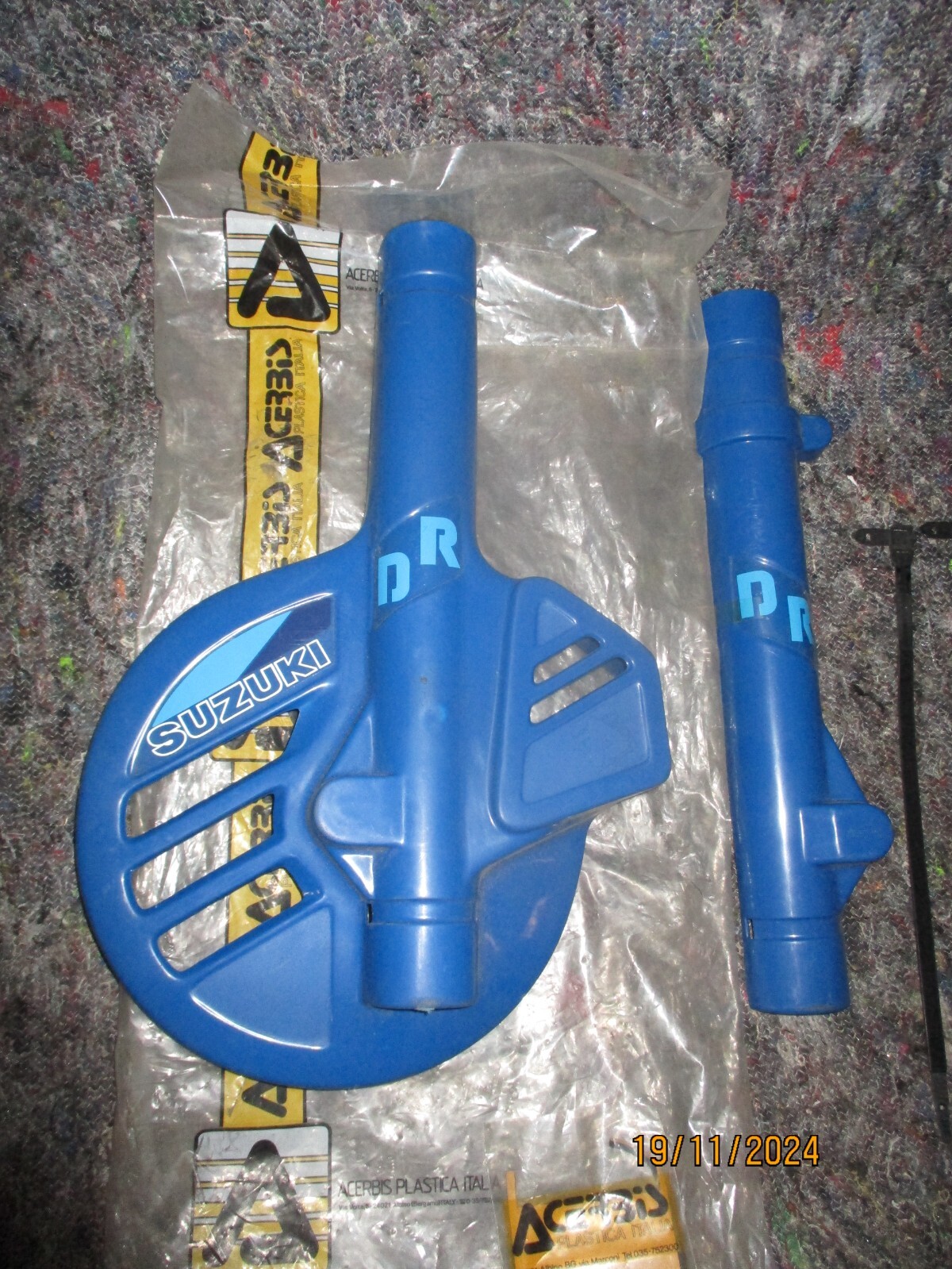 Photo 2/8