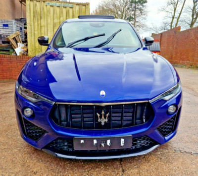 SATZ RADMUTTER 2020 MASERATI LEVANTE BREAKING 3.0 BENZIN AUTO 345PS V6 406 BLAU
