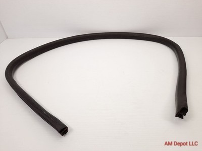 2010 Mini Cooper S R57 Cabrio Front Right Door Weatherstrip Seal Gasket 7371476