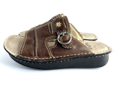 Eastland Womens Up Slide Sandals Shoes Sz 7W WIDE Brown Leather Flower Slip On