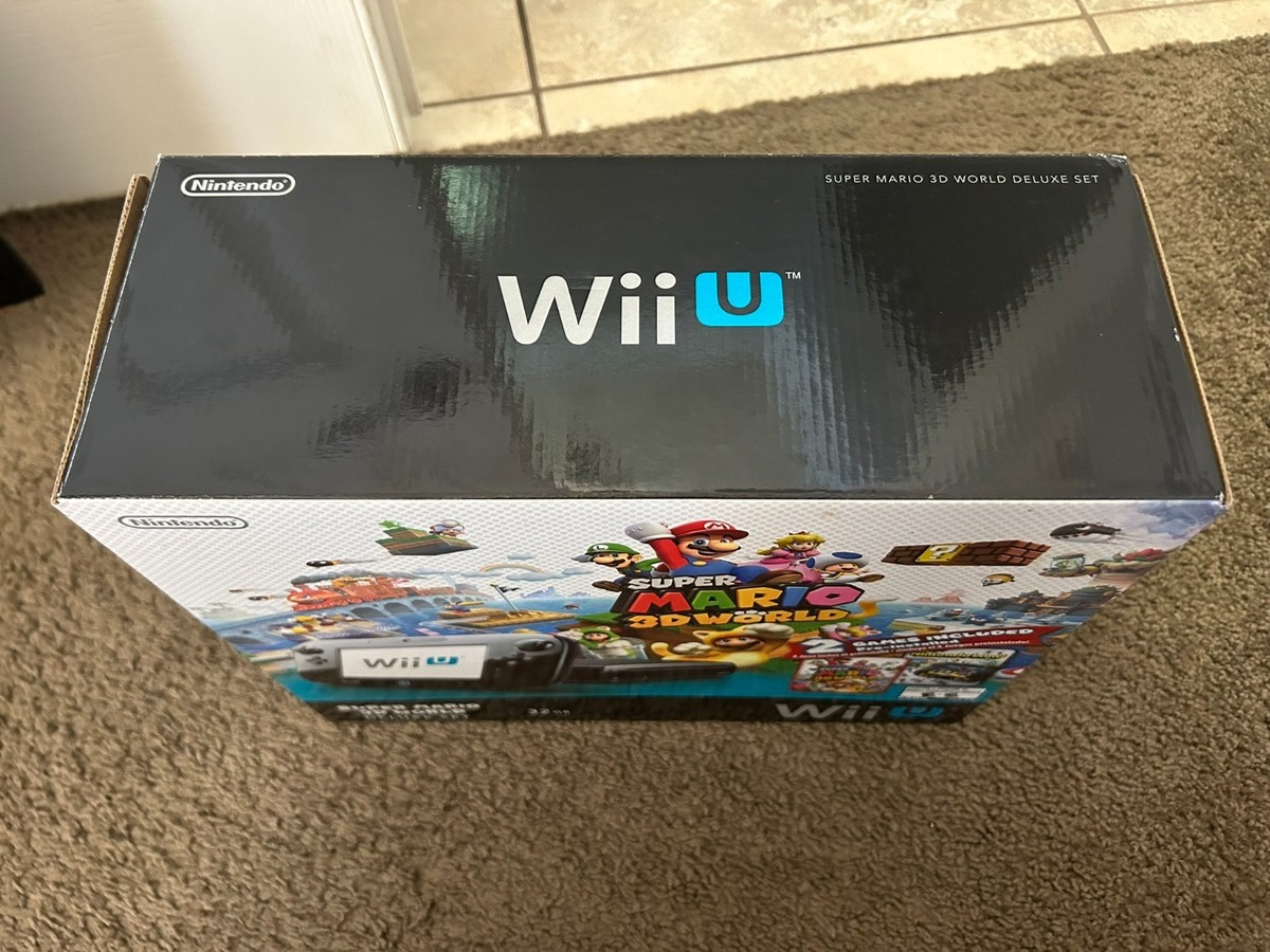 Nintendo Wii U 32 GB Super Mario 3D World Deluxe Set - Black for