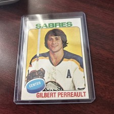 1975-76 Topps - Gilbert Perreault #10