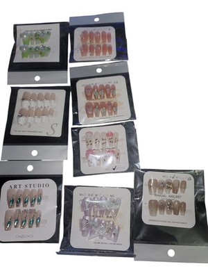 Handmade Press On Nails Mixed Lot (4)