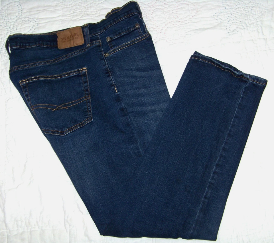 Signature By Levi Strauss S51 Straight Jeans Mens 36x30 Blue Medium Wash Denim