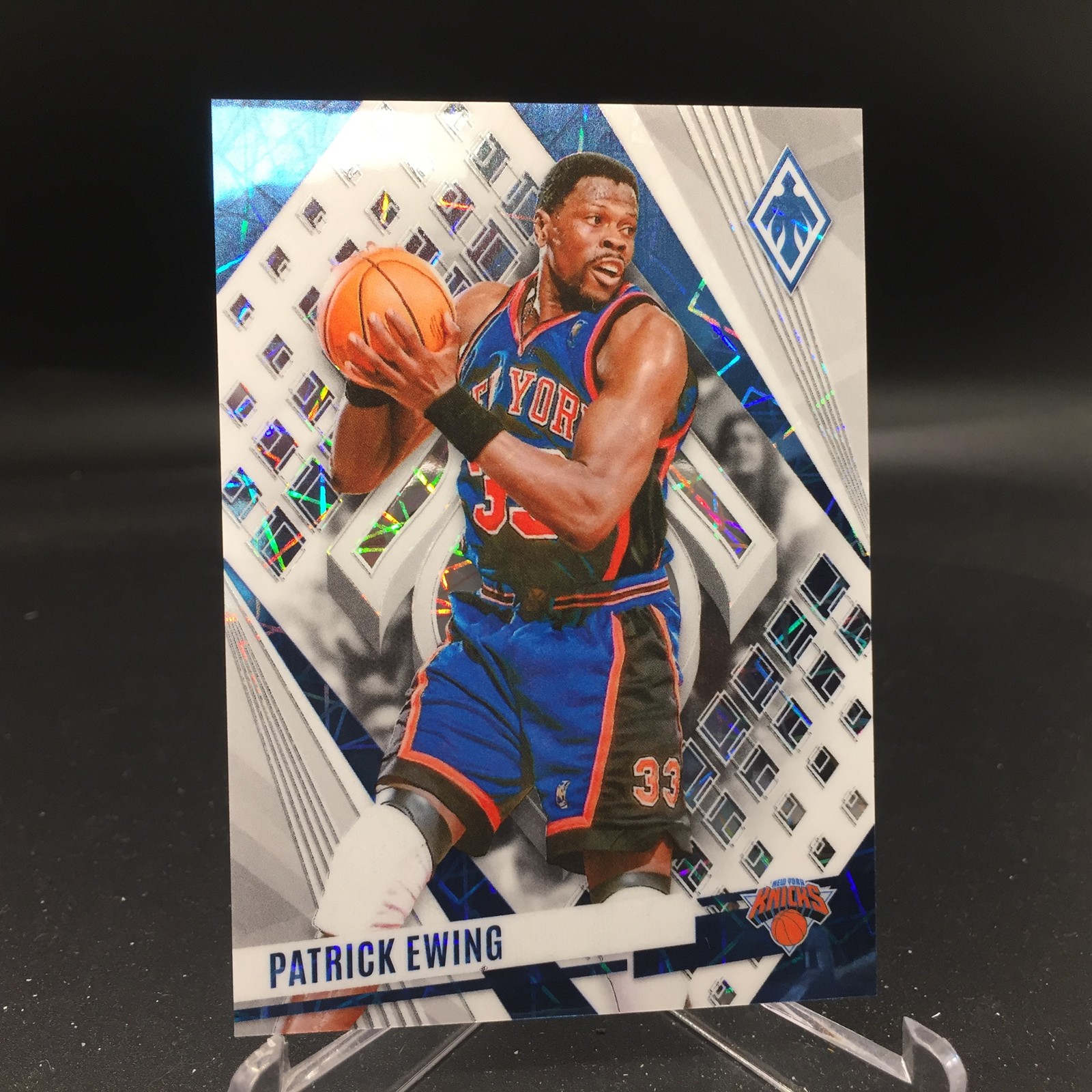 Patrick Ewing 2023-24 Panini Phoenix White Lazer 181 #/150 New York Knicks
