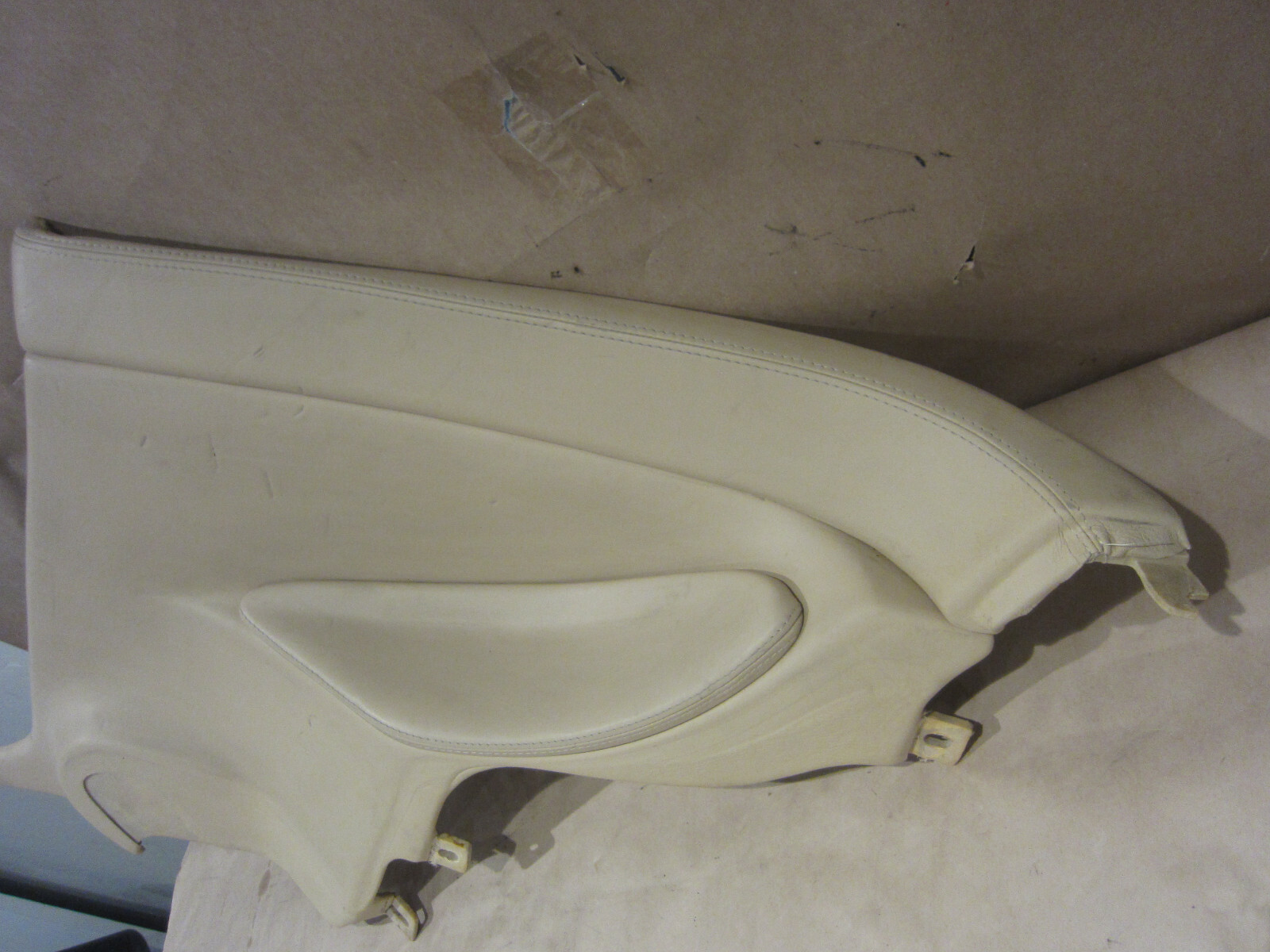 Ferrari 456 -RH Rear Lower Side Panel With Arm Rest - Creama - P/N 65649700