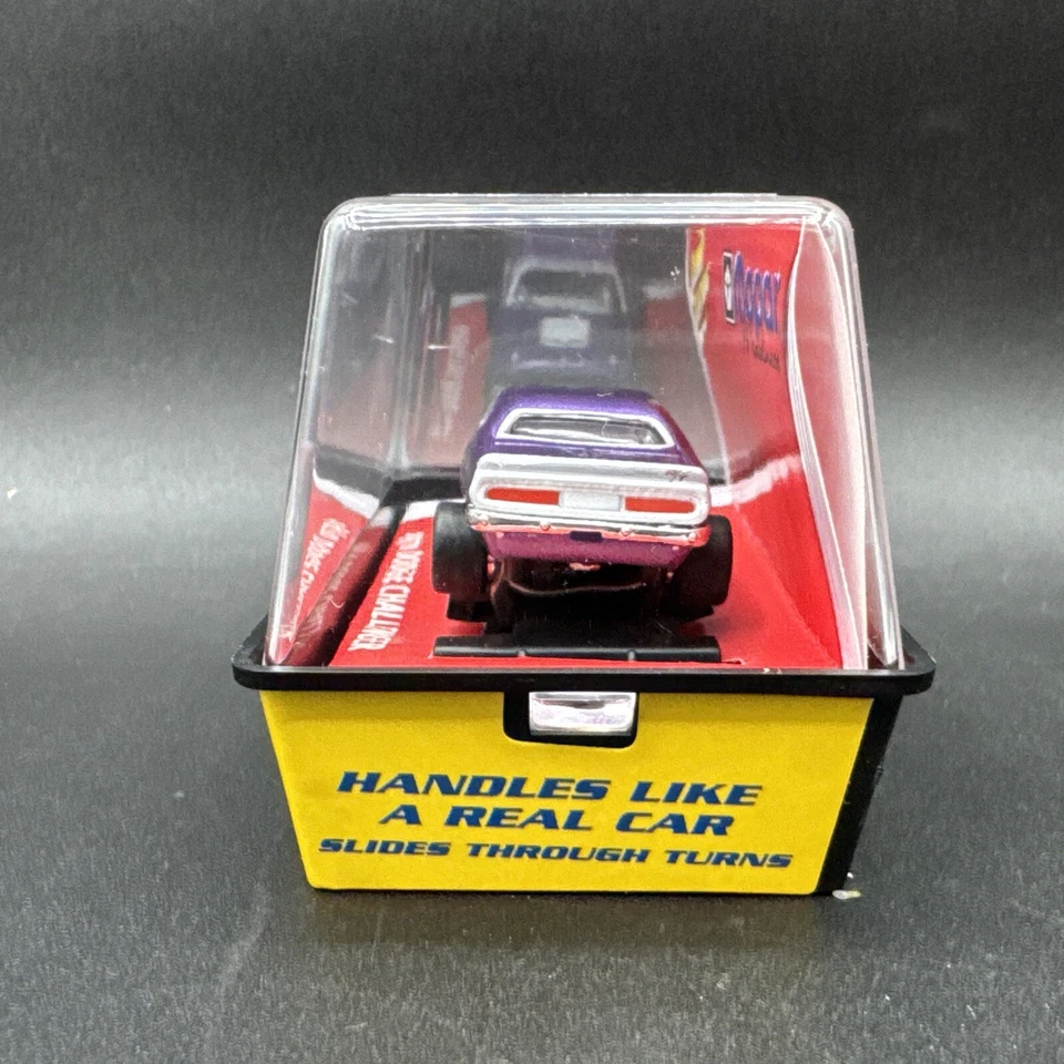 2005 Johnny lightning PURPLE 1970 DODGE CHARGER THUNDER JET 500 SLOT CAR LOOK - Image 3 of 4