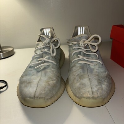 Size 10 - adidas Yeezy Boost 350 V2 Mono Ice